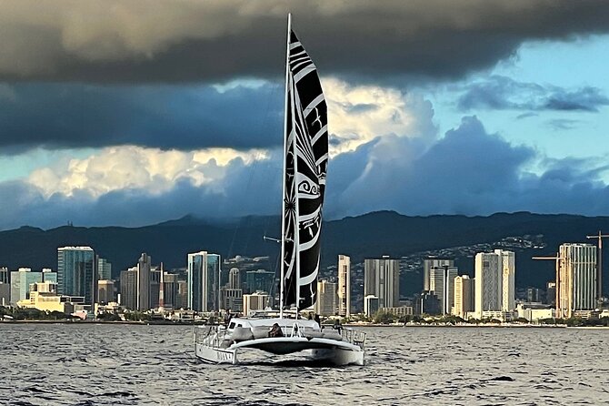 Oahu's Waikiki Coast: Moana’s Sunset Cocktail Sail - The bar is part of the value