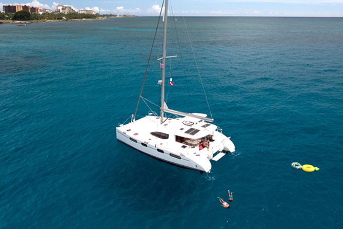 Oahu Small Group Snorkel Tour with Yacht Cruise - Cruising the West Oahu Coast
