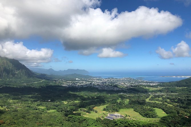 Oahu Sunrise Tour From Waikiki - Five or six east-side stops keep the morning moving