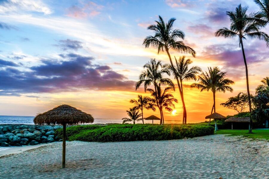 Oahu: Sunset Cruise of West Oahu with Drinks and Appetizers - Pupus that make the $108 price easier to justify