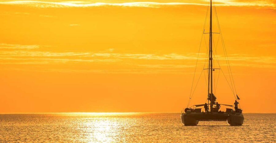 Oahu: Sunset Cruise of West Oahu with Drinks and Appetizers - A calm ride on a 48-passenger catamaran