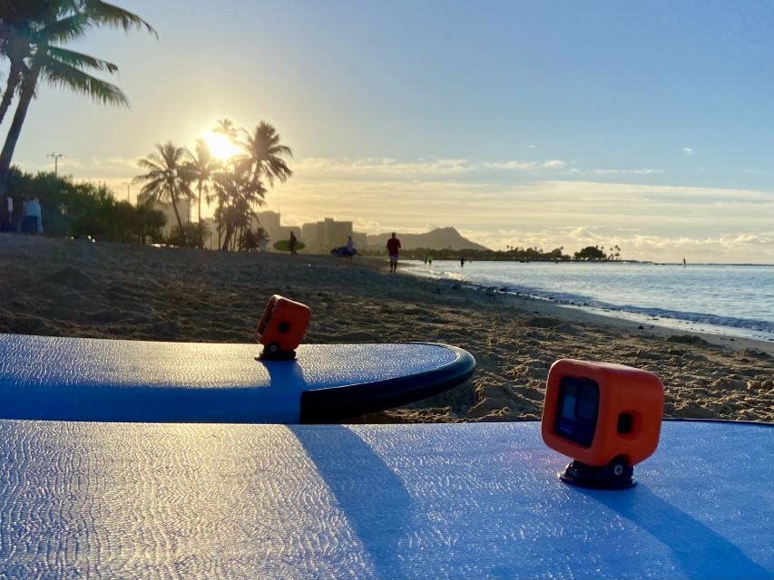 Oahu: Surf Lesson - One hour in the water, not just a quick photo stop
