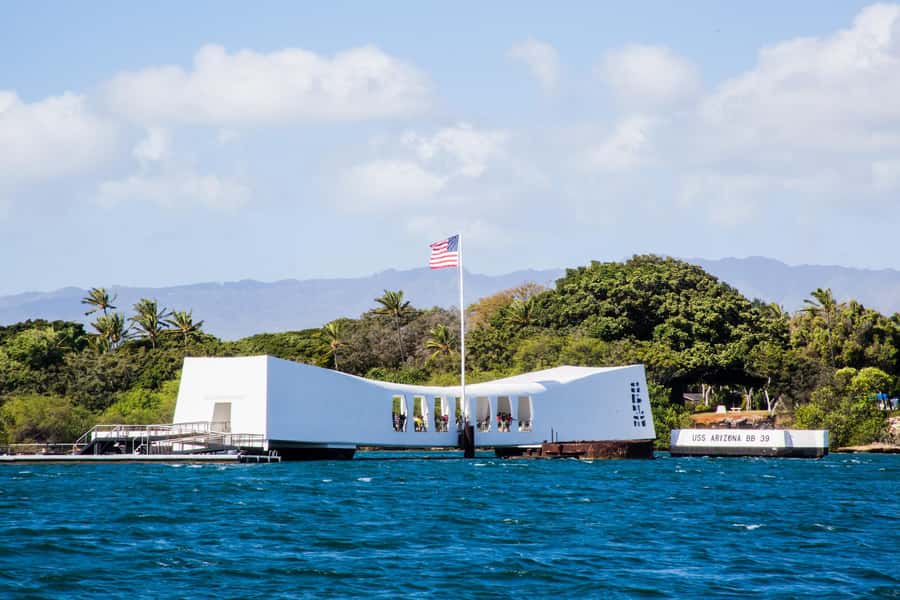Oahu: The Best of Pearl Harbor Full-Day Tour - Inside the USS Bowfin, Pearl Harbor’s submarine