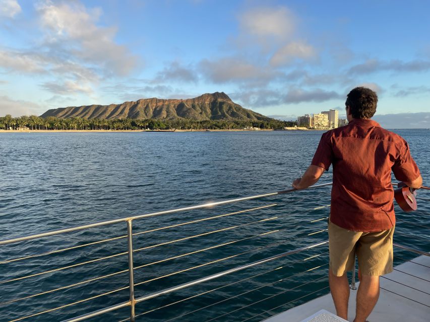 Oahu: Traditional Canoe Sunset Cruise with Dinner - Key points to know before booking