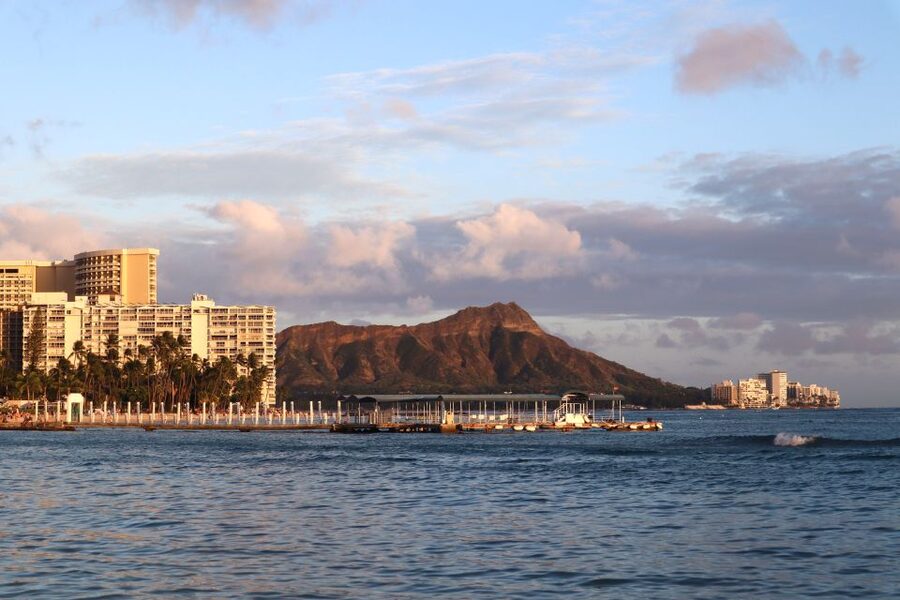 Oahu: Traditional Canoe Sunset Cruise with Dinner - Should You Book It?
