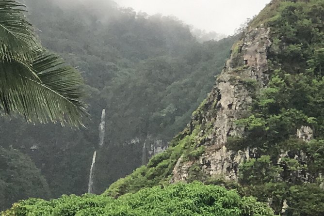 Oahu Ultimate Circle Island: 30 Spots, 10 Epic Stops - Should you book the Oahu Ultimate Circle Island tour?