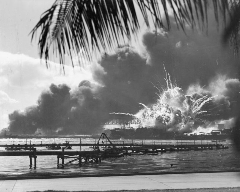 Oahu: USS Arizona Memorial Chief's Narrated Multimedia Tour - Start at the Pearl Harbor Visitor Center