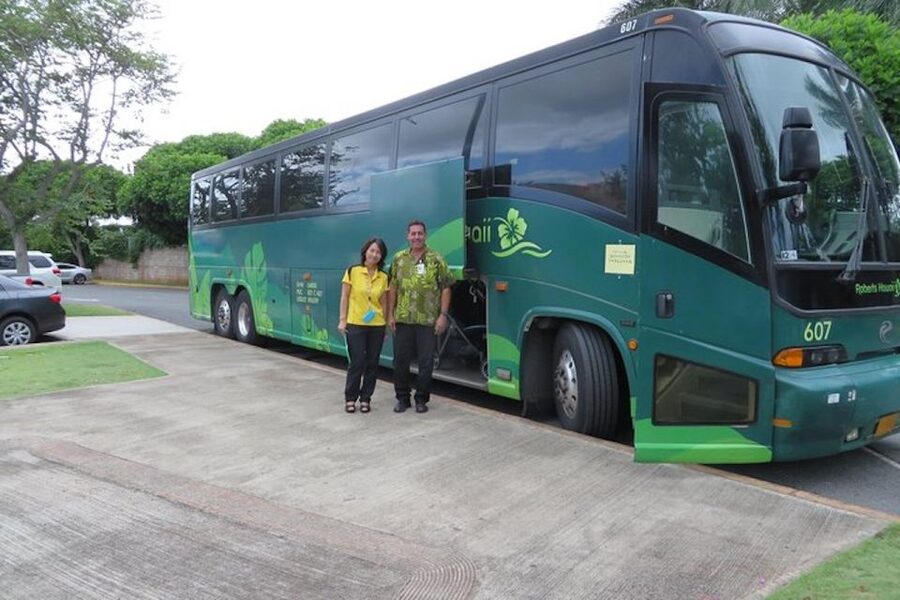 Oahu: Waikele Premium Outlets Roundtrip Bus From Waikiki - Morning Departure Or Noon Departure