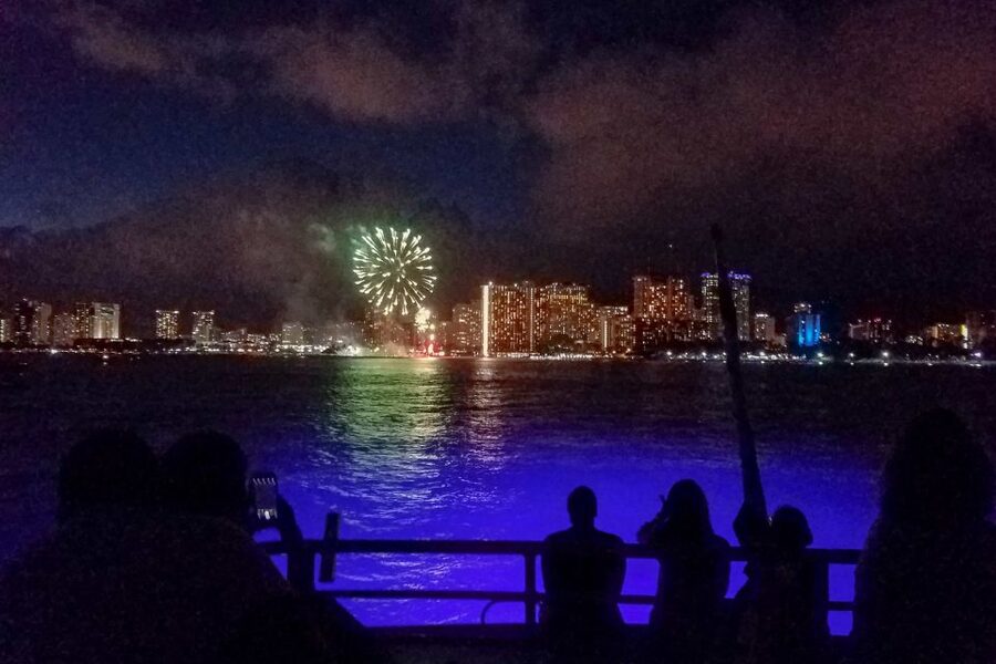 Oahu: Waikiki BYOB Friday Night Fireworks Cruise - Key points to know before you book
