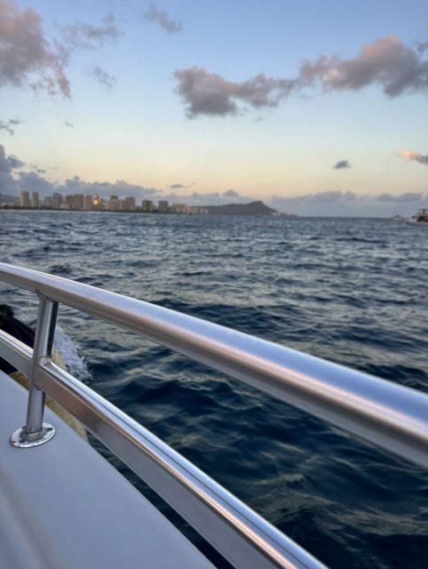 Oahu: Waikiki Fireworks Boat Cruise from Oahu - Boarding at Pier E near Ala Moana