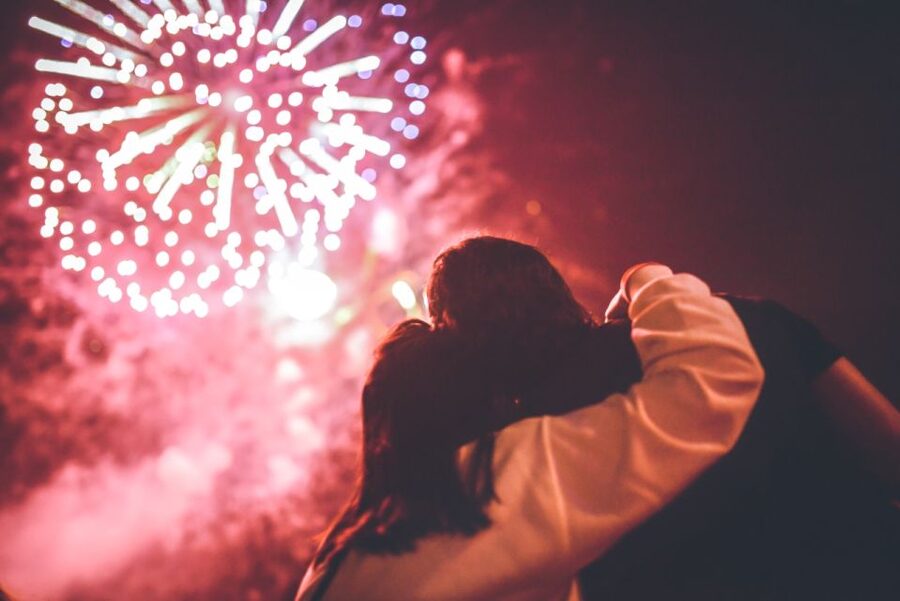 Oahu: Waikiki Friday Fireworks Cruise with Snacks and Drinks - Why the fireworks look better from Kewalo Basin