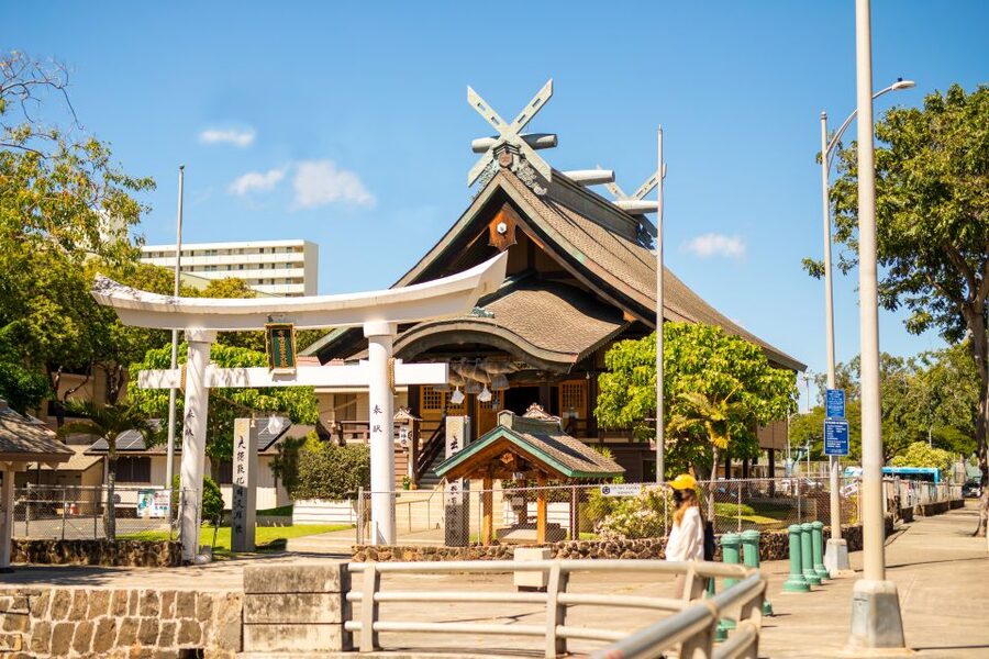 Oahu: Waikiki Trolley Hop-on Hop-off All-Line Pass - Four routes, four different sides of Honolulu