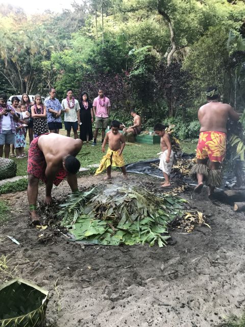 Oahu: Waimea Falls & valley & North Shore day - Beach hopping, local shops, and handmade art