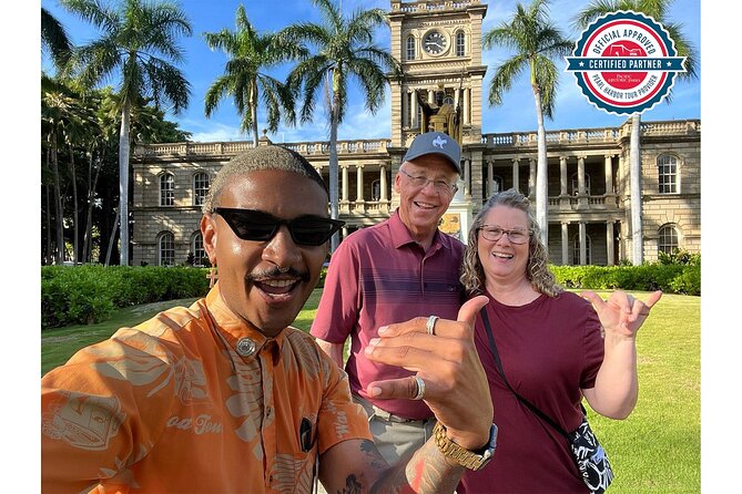 Pearl Harbor City Tour - Bags, clothing, and other details that matter