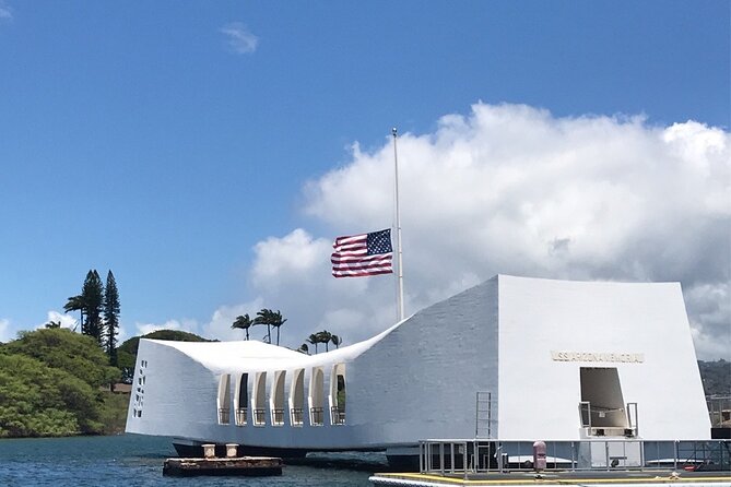 Pearl Harbor [Early Access], USS Arizona & Historic Honolulu Tour - Two to three hours at the park, with freedom and waiting time
