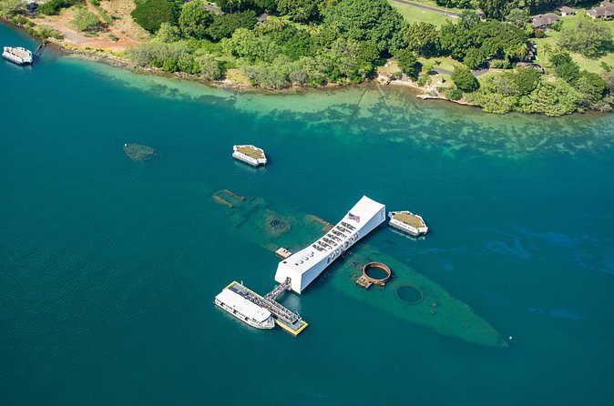 Pearl Harbor USS Arizona Memorial and Honolulu City Tour - What the driver and guide add