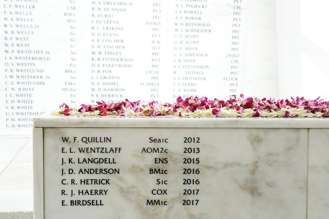 Pearl Harbor USS Arizona Memorial and Honolulu City Tour - Weather, delays, and the no-bag plan