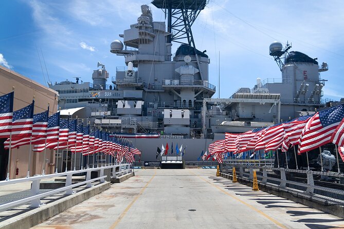 Pearl Harbor, USS Arizona Memorial & Honolulu City Tour - Timing, group size, and the human factor