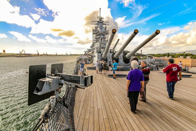 Pearl Harbor: USS Arizona Memorial & USS Missouri Battleship Tour from Waikiki - Why this Pearl Harbor day works well from Waikiki
