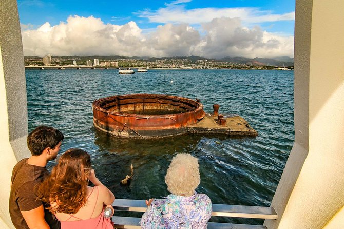 Pearl Harbor: USS Arizona Memorial & USS Missouri Battleship Tour from Waikiki - Pickup details you should handle carefully