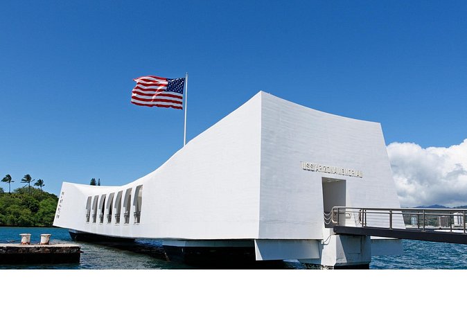 Pearl Harbor with USS Arizona and Hawaiian Kingdom History Tour - Guides make the difference