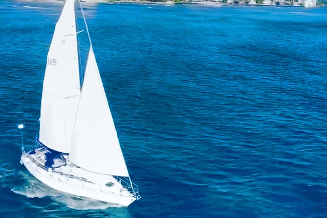 Private 5Hrs Island Tour with 2Hrs Sail and Snorkel with Turtles - Makapu‘U Point and Rabbit Island views