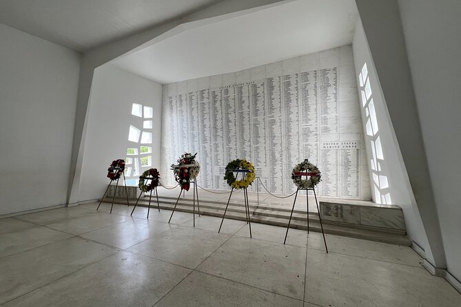 Private "Limousine" USS Arizona Memorial & Cultural Honolulu Tour - Comfort, snacks, and the limousine setting