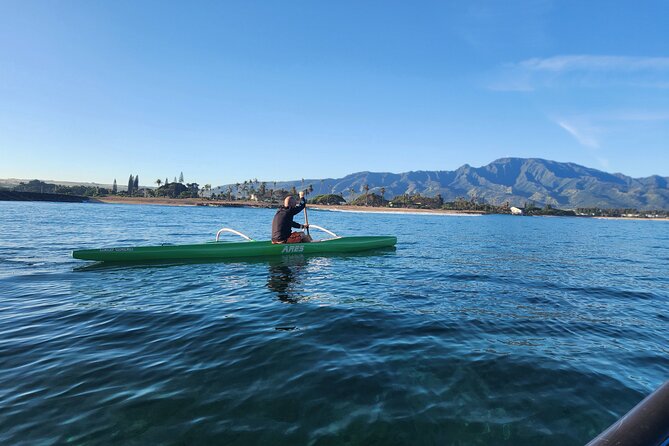 Private North Shore Hawaiian outrigger Canoe and turtle adventure - Learning the four-person Hawaiian outrigger canoe