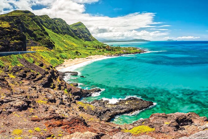 PRIVATE Premium Circle Island Tour (12 Stops) - Ricky’s fruit stand and a North Shore lunch
