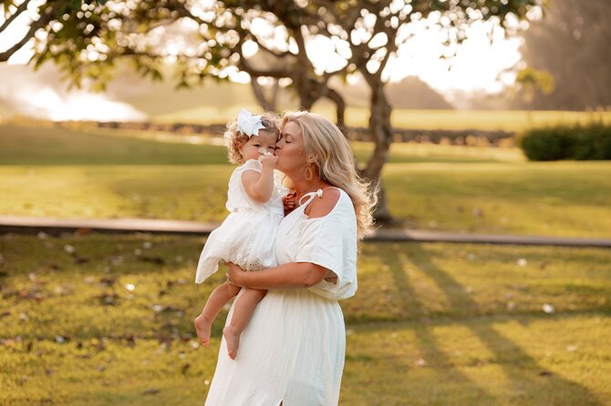 Private Professional Vacation Photoshoot in Honolulu - What the one-hour option adds