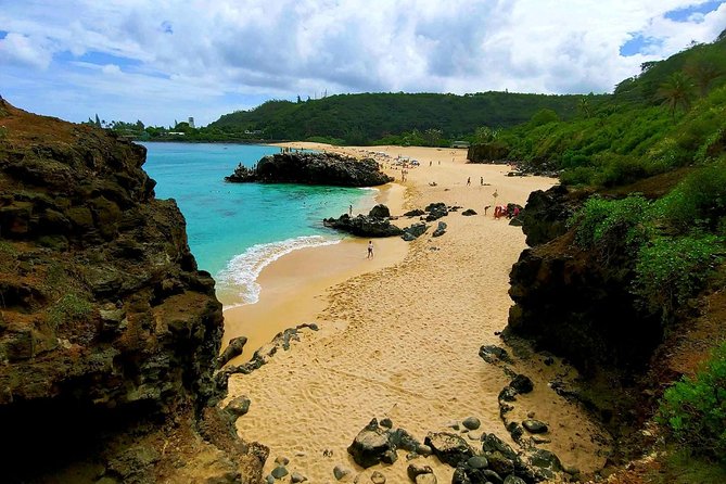 Private Tour Oahu Circle Island - Fully Personalized Experience - A guide-led day with room for stories and local context