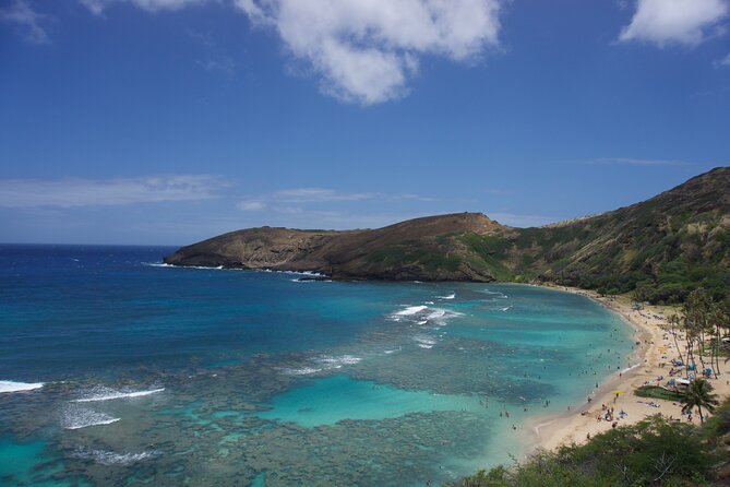 Private Tour Oahu - up to 6 passengers - Customizable - Diamond Head Beach and Oahu’s southeast coast