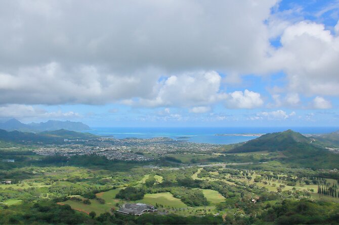 PRIVATE TOUR-Ultimate Circle Island Tour of Oahu - Nuʻuanu Pali and the story of Kamehameha