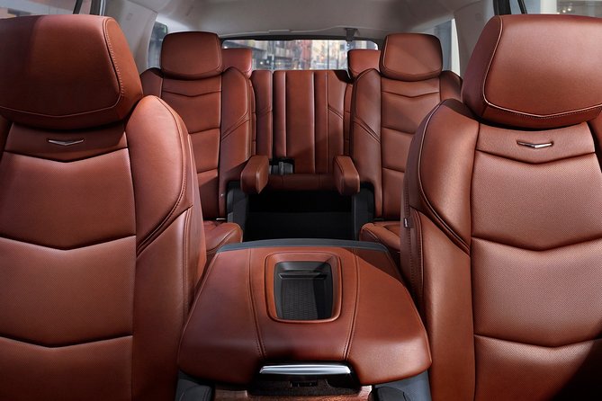 Private Transfer: Honolulu Airport HNL to Honolulu in Luxury SUV - Key Points At A Glance