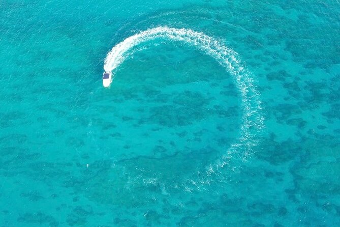 Private Waikiki Boat Charter – Create Your Own Ocean Experience - Captain Dan and Stephanie Add a Personal Touch