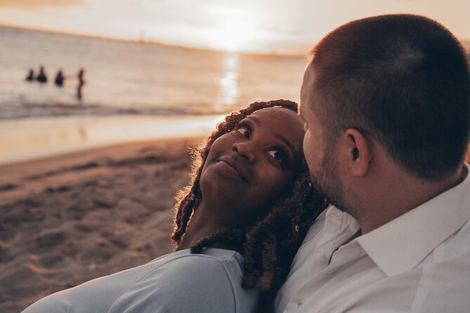 Professional Photo Shoot: Hire a Photographer in Honolulu - What you receive, and what you may still need to pay for