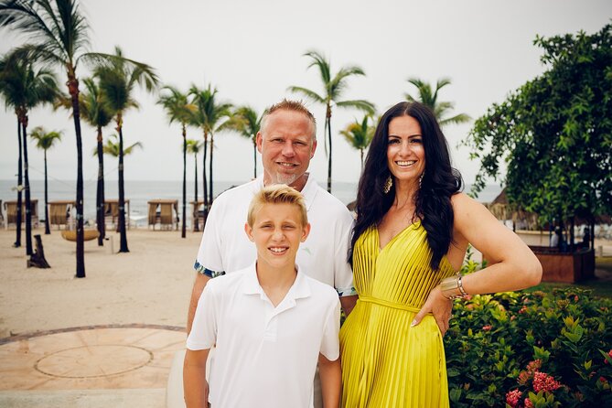 Professional Photo Shoot: Hire a Photographer in Honolulu - Who should book this private photo experience?