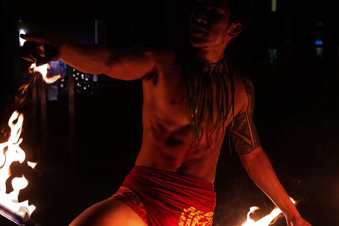 Queens Waikiki Luau with Dinner Buffet and Cultural Activities - Who will enjoy this more than a resort luau