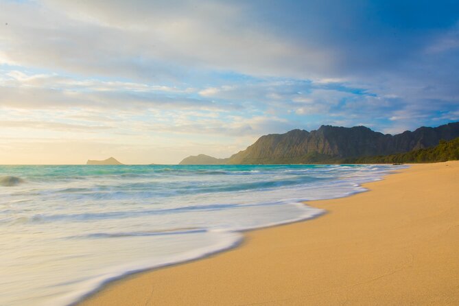 Real Hawaii Circle Island Tour - Nuʻuanu Pali adds history to the mountain views