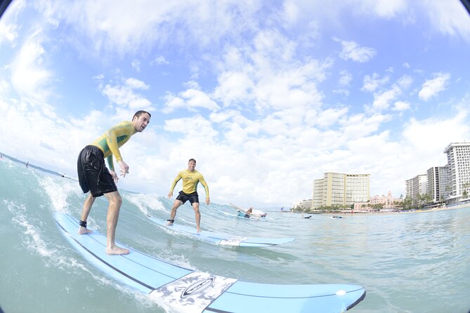 Semi-Private Surf Lesson for 2 or 3 people on Waikiki Beach - Guides who focus on patience and form