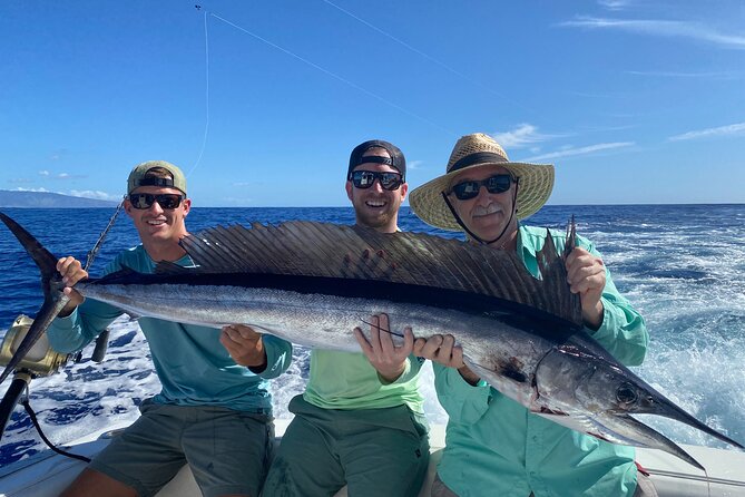 Shared Deep Sea Full-Day Fishing Charter in Hawaiian Waters - Setting Out From Ala Moana at 5 a.m.