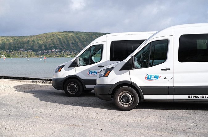 Shared Departure Transfer from Waikiki Hotels to Honolulu Airport - Who gets the best value at $23.04?