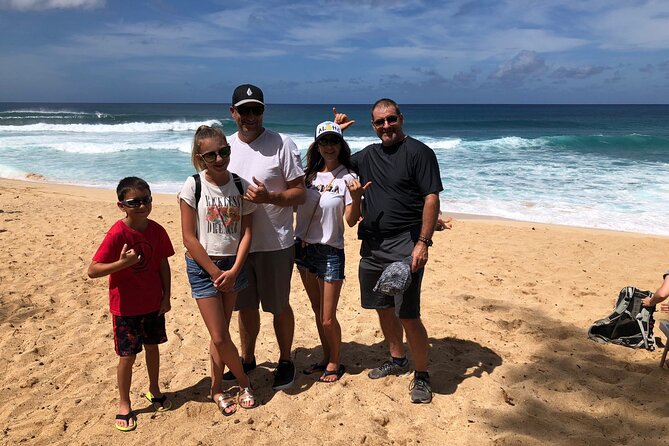Skip the Crowds: Secret Oahu Half Circle Tour with a Local - Kahala and the road toward Hanauma Bay