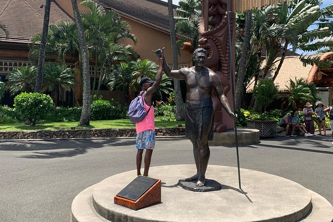 Small Group-Oahu Tour, Dole Plantation, Northshore, Sunset Beach - Haleiwa brings the North Shore into focus