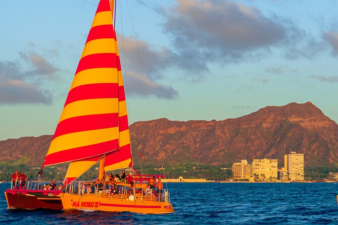 South Shore Open Sail from Kewalo Harbor Including Drinks - Who will get the most from this open sail