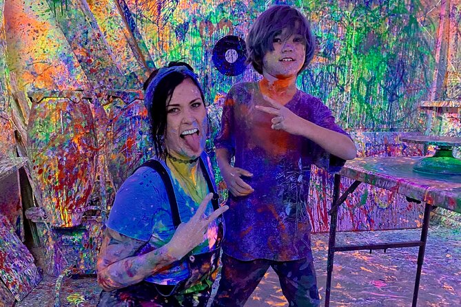Splatter Art Paint Studio Experience in Hawaii - The Canvas Is the Best Take-Home Souvenir