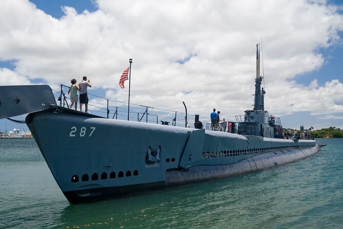Stars and Stripes Tour: Pearl Harbor and Battleship Missouri - Pickup timing can shape your whole morning