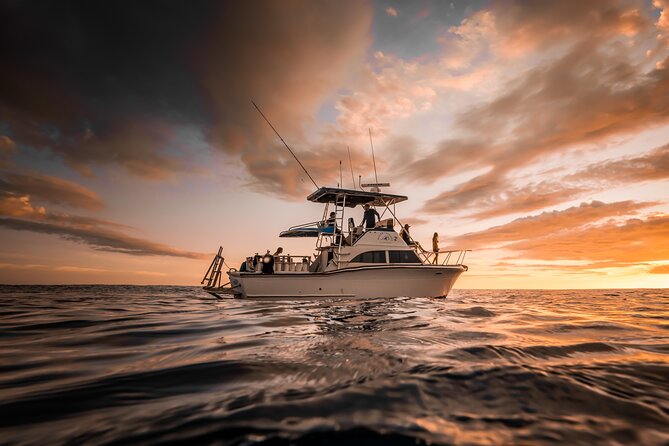 Sunset Cruise along Waikiki Coastline - What the 90-minute cruise feels like