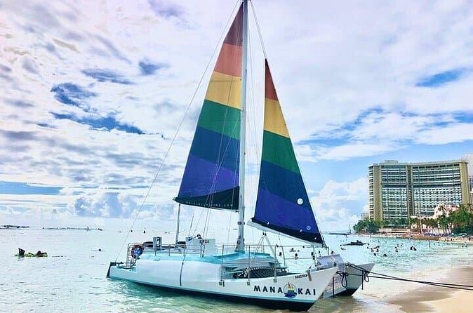 Sunset sail Aboard Manakai Catamaran - General Boarding or Mana Premium?