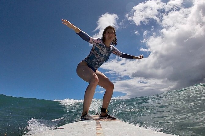Surf Lesson Without the Crowds Including GoPRO Videos - The first beach lesson: safety before style